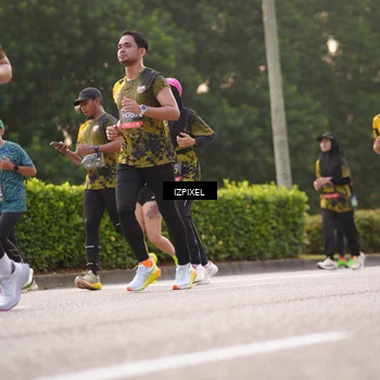 Runner Photo 6406738