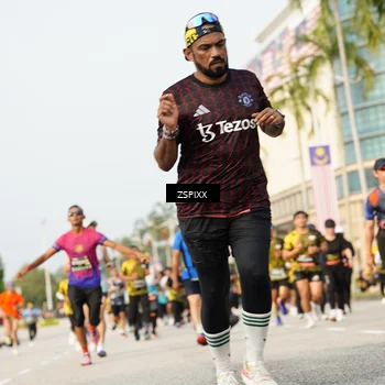 Runner Photo 6406739