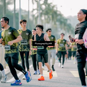 Runner Photo 6406741