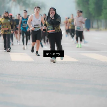 Runner Photo 6406756