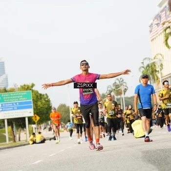 Runner Photo 6406767