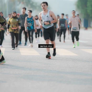 Runner Photo 6406793