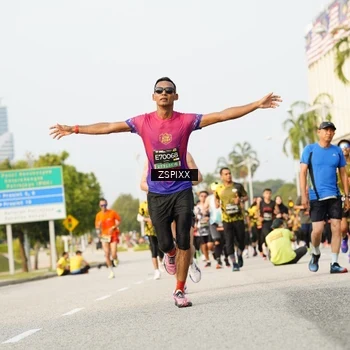 Runner Photo 6406796