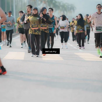 Runner Photo 6406806