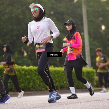 Runner Photo 6406827