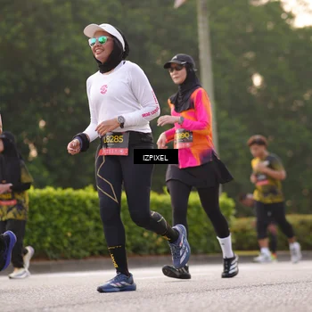 Runner Photo 6406835