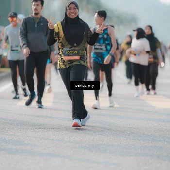 Runner Photo 6406846