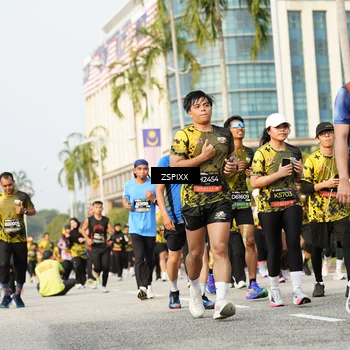 Runner Photo 6406852