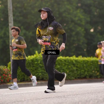 Runner Photo 6406900