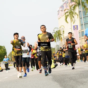Runner Photo 6406921