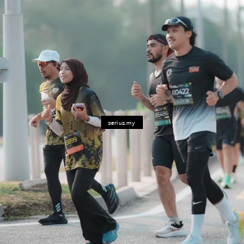 Runner Photo 6406928