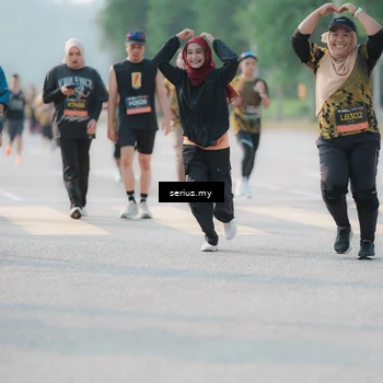 Runner Photo 6406975