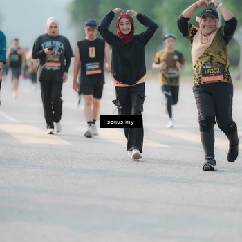 Runner Photo 6406990
