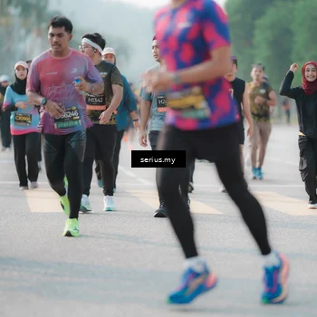 Runner Photo 6406993