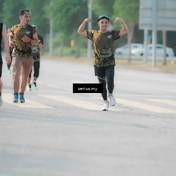 Runner Photo 6407000