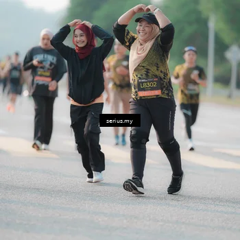 Runner Photo 6407001