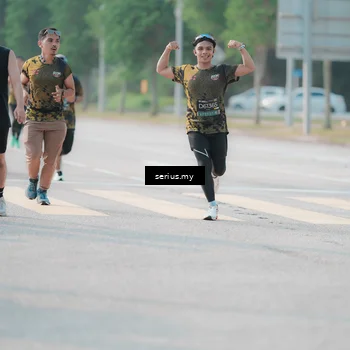 Runner Photo 6407002