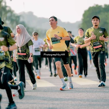 Runner Photo 6407013