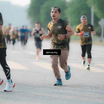 Runner Photo 6407019