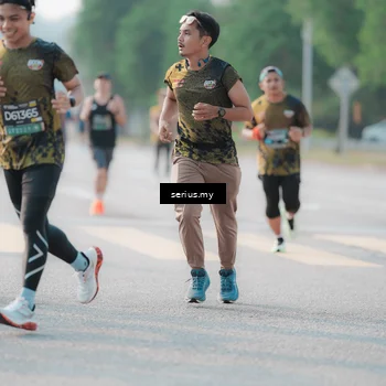 Runner Photo 6407021