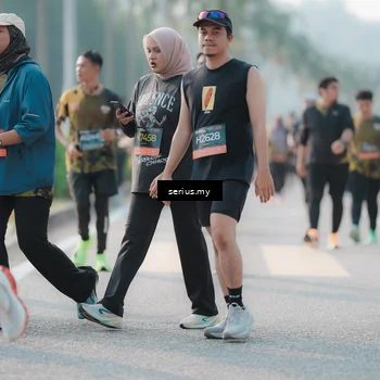Runner Photo 6407022