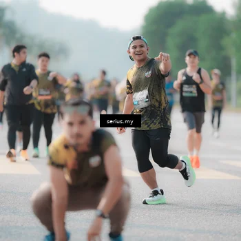 Runner Photo 6407036