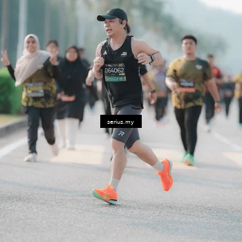 Runner Photo 6407050