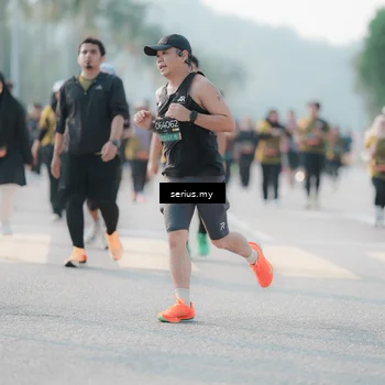 Runner Photo 6407063
