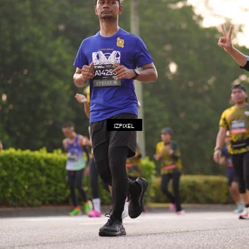 Runner Photo 6407067