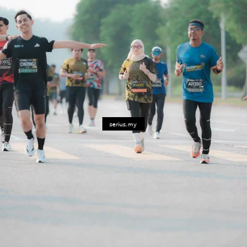 Runner Photo 6407073