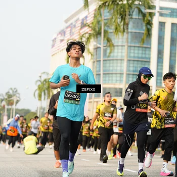 Runner Photo 6407075