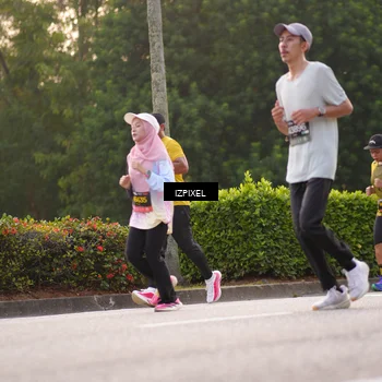 Runner Photo 6407078