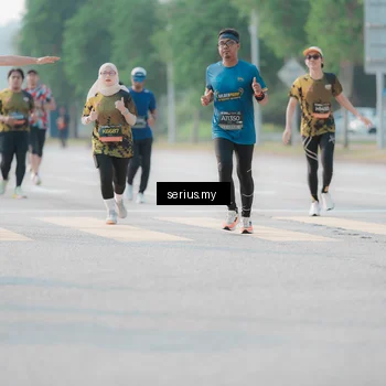 Runner Photo 6407086