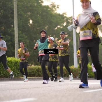 Runner Photo 6407095