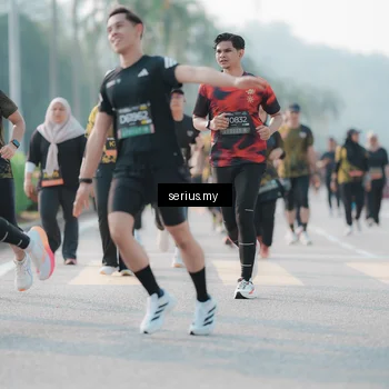 Runner Photo 6407098