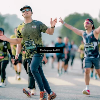 Runner Photo 6407102