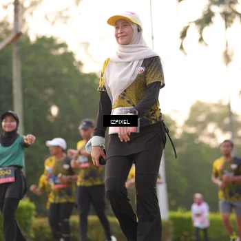 Runner Photo 6407111