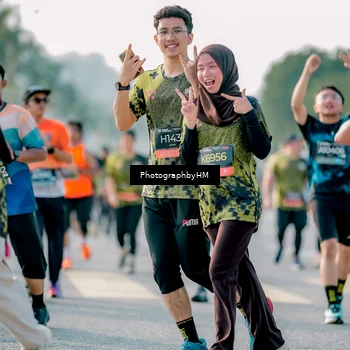 Runner Photo 6407113
