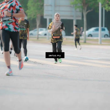 Runner Photo 6407124
