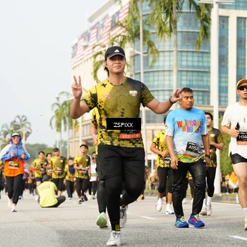 Runner Photo 6407131