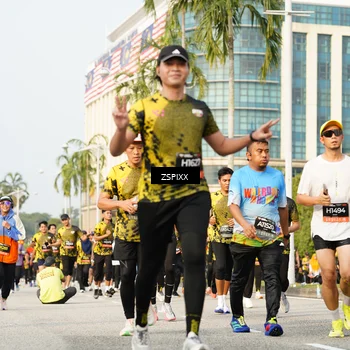 Runner Photo 6407133