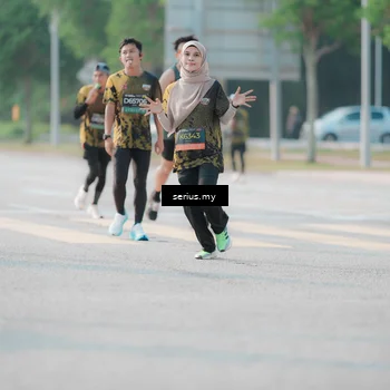 Runner Photo 6407138