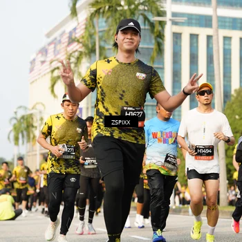 Runner Photo 6407158