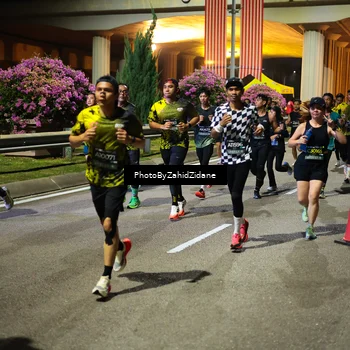 Runner Photo 6407173