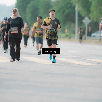 Runner Photo 6407194