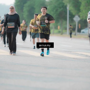 Runner Photo 6407208