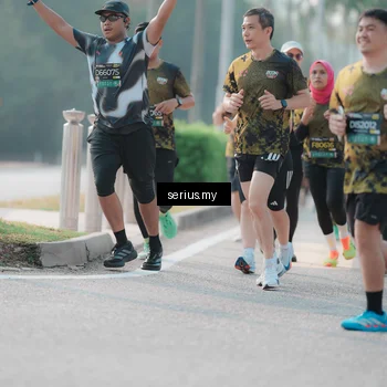 Runner Photo 6407232
