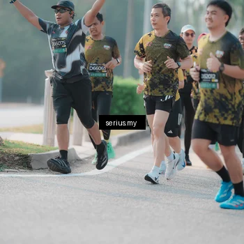 Runner Photo 6407241