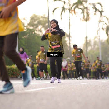 Runner Photo 6407292