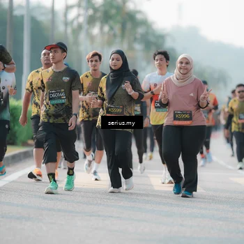Runner Photo 6407297